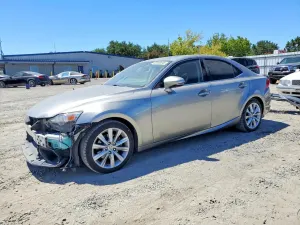 Lexus IS 2.5L 6 2015