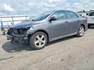 Toyota Corolla 1.8L 4 2012