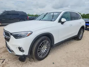Mercedes-Benz GLC 2.0L 4 2025
