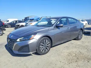 Nissan Altima 2.5L 4 2023