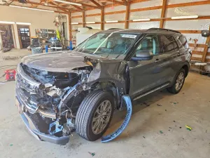 Ford Explorer 2.3L 4 2025