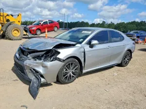Toyota Camry 2.5L 4 2022