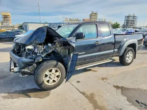 Toyota Tacoma 2.7L 4 2013