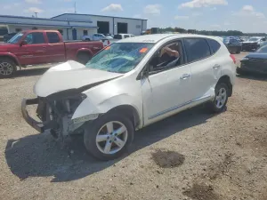 Nissan Rogue 2.5L 4 2012