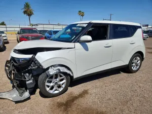 Kia Soul 2.0L 4 2025