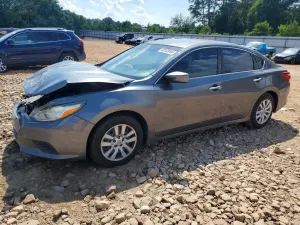 Nissan Altima 2.5L 4 2017
