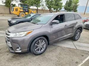 Toyota Highlander 3.5L 6 2018