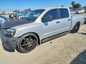Nissan Titan 5.6L 8 2008