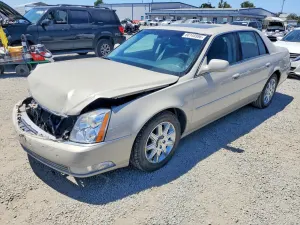 Cadillac DTS 4.6L 8 2011