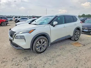 Nissan Rogue 2.5L 4 2021