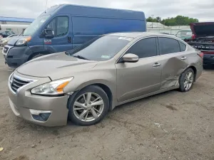 Nissan Altima 2.5L 4 2015