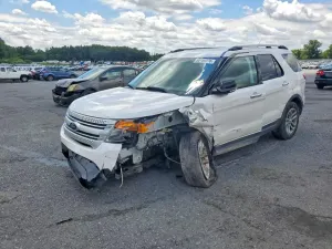 Ford Explorer 3.5L 6 2014