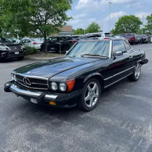 Mercedes-Benz 560 5.6L 8 1988