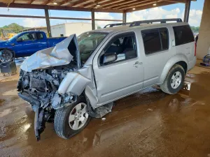 Nissan Pathfinder 4.0L 6 2012