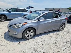 Hyundai Elantra 1.8L 4 2013