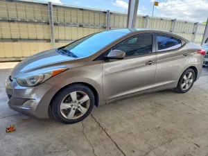 Hyundai Elantra 1.8L 4 2013