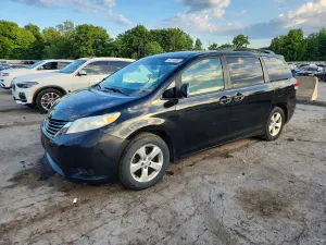 Toyota Sienna 3.5L 6 2011