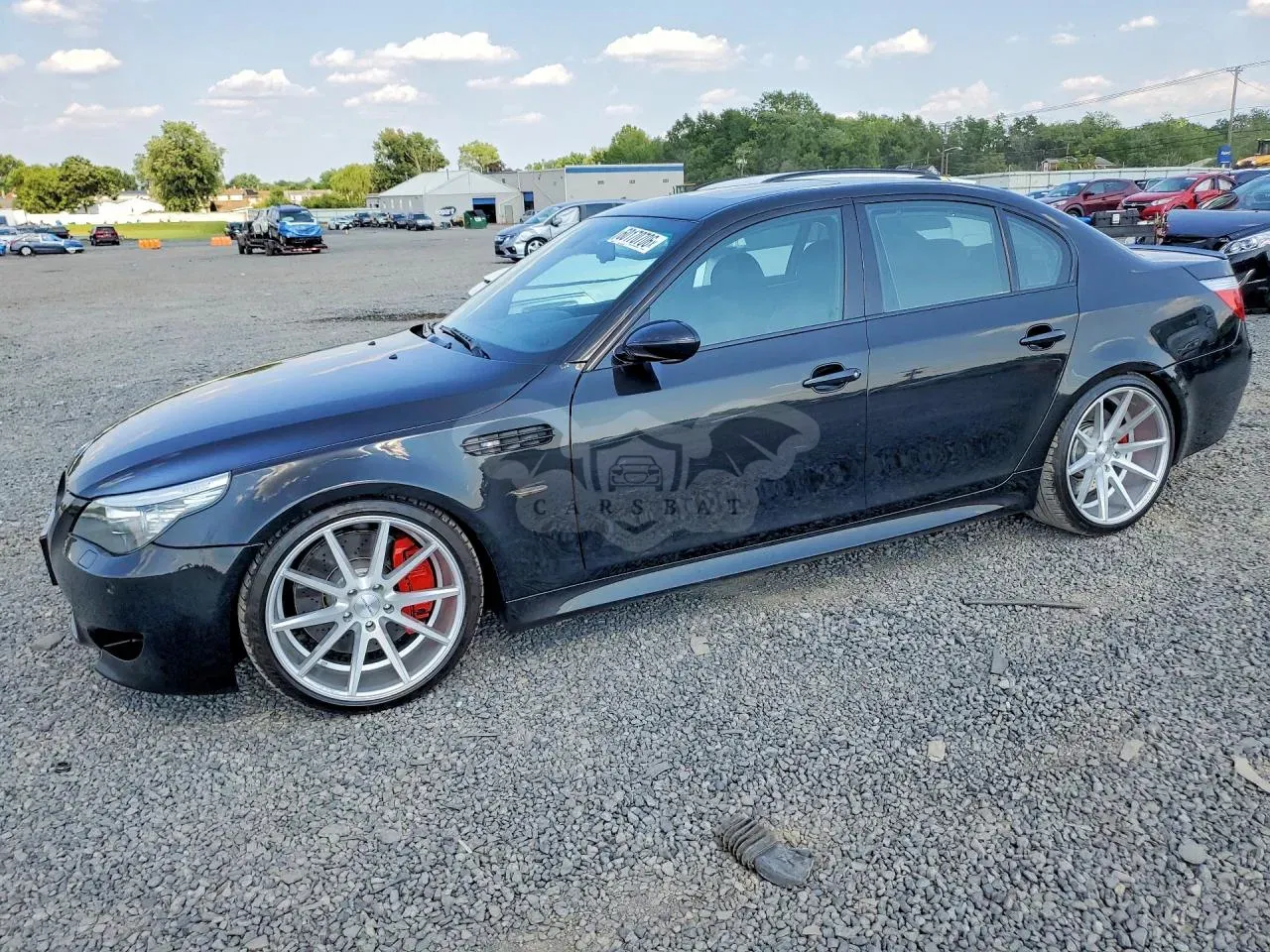 BMW M5 5.0L 10 2006