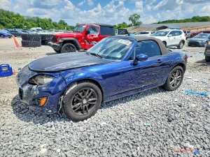 Mazda MX-5 (Miata) 2.0L 4 2010