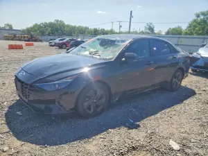 Hyundai Elantra 2.0L 4 2021