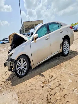 Lexus ES 3.5L 6 2013