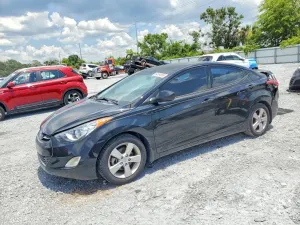 Hyundai Elantra 1.8L 4 2013