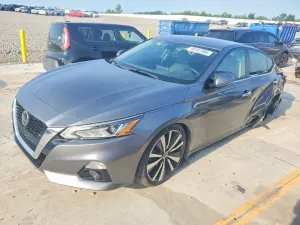 Nissan Altima 2.5L 4 2020