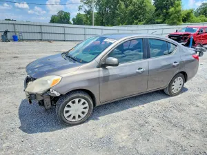 Nissan Versa 1.6L 4 2013
