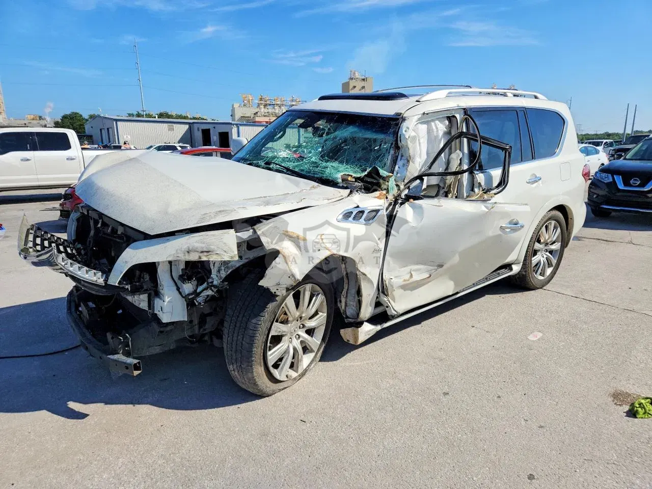 Infiniti QX80 5.6L 8 2014