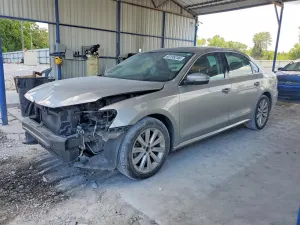 Volkswagen Passat 2.5L 5 2012