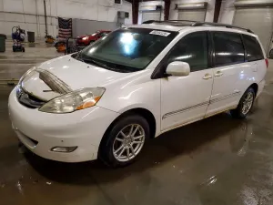 Toyota Sienna 3.3L 6 2006