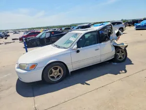 Toyota Camry 3.0L 6 2000