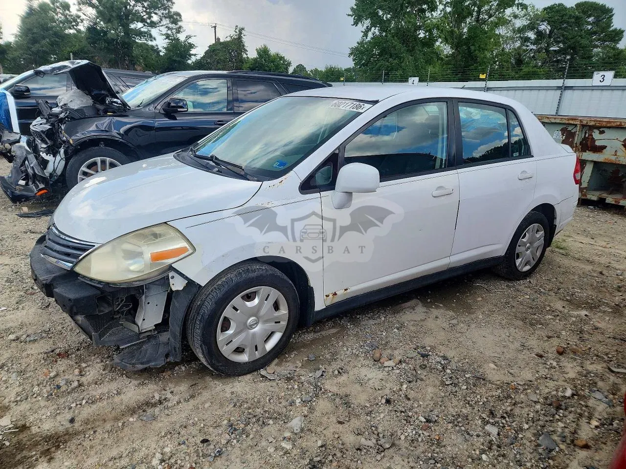 Nissan Versa 1.8L 4 2010
