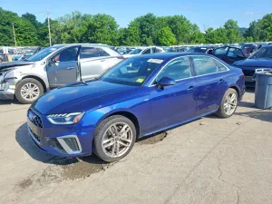 Audi A4 2.0L 4 2021