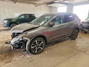 Nissan Rogue 2.5L 4 2020