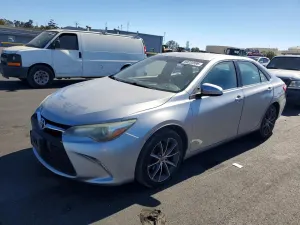 Toyota Camry 2.5L 4 2016