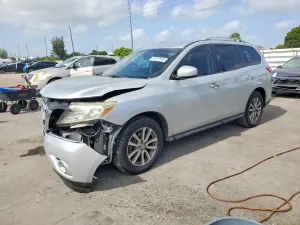 Nissan Pathfinder 3.5L 6 2015