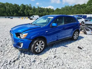 Mitsubishi Outlander 2.0L 4 2015
