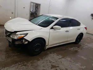 Nissan Altima 2.5L 4 2017