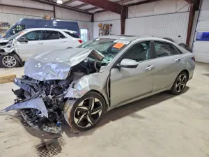 Hyundai Elantra 2.0L 4 2022