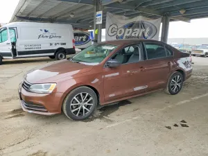 Volkswagen Jetta 1.4L 4 2016