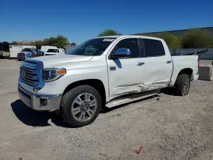 Toyota Tundra 5.7L 8 2021