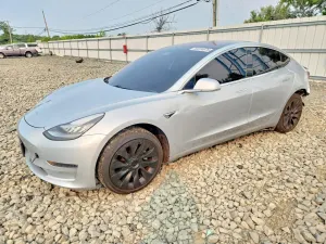 Tesla Model 3 2018