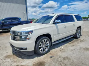 Chevrolet Suburban 5.3L 8 2015