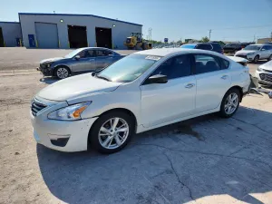 Nissan Altima 2.5L 4 2015