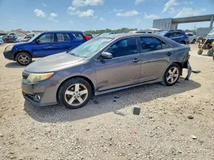 Toyota Camry 2.5L 4 2014