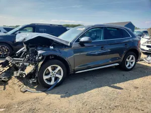 Audi Q5 2.0L 4 2021
