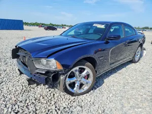 Dodge Charger 5.7L 8 2013