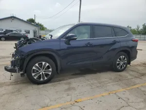 Toyota Highlander XLE 3.5L 6 2021