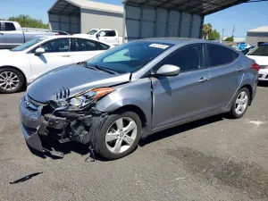 Hyundai Elantra 1.8L 4 2013